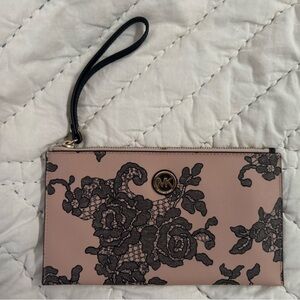 Michael Kors - Elegant Black and Pink Floral Wristlet
